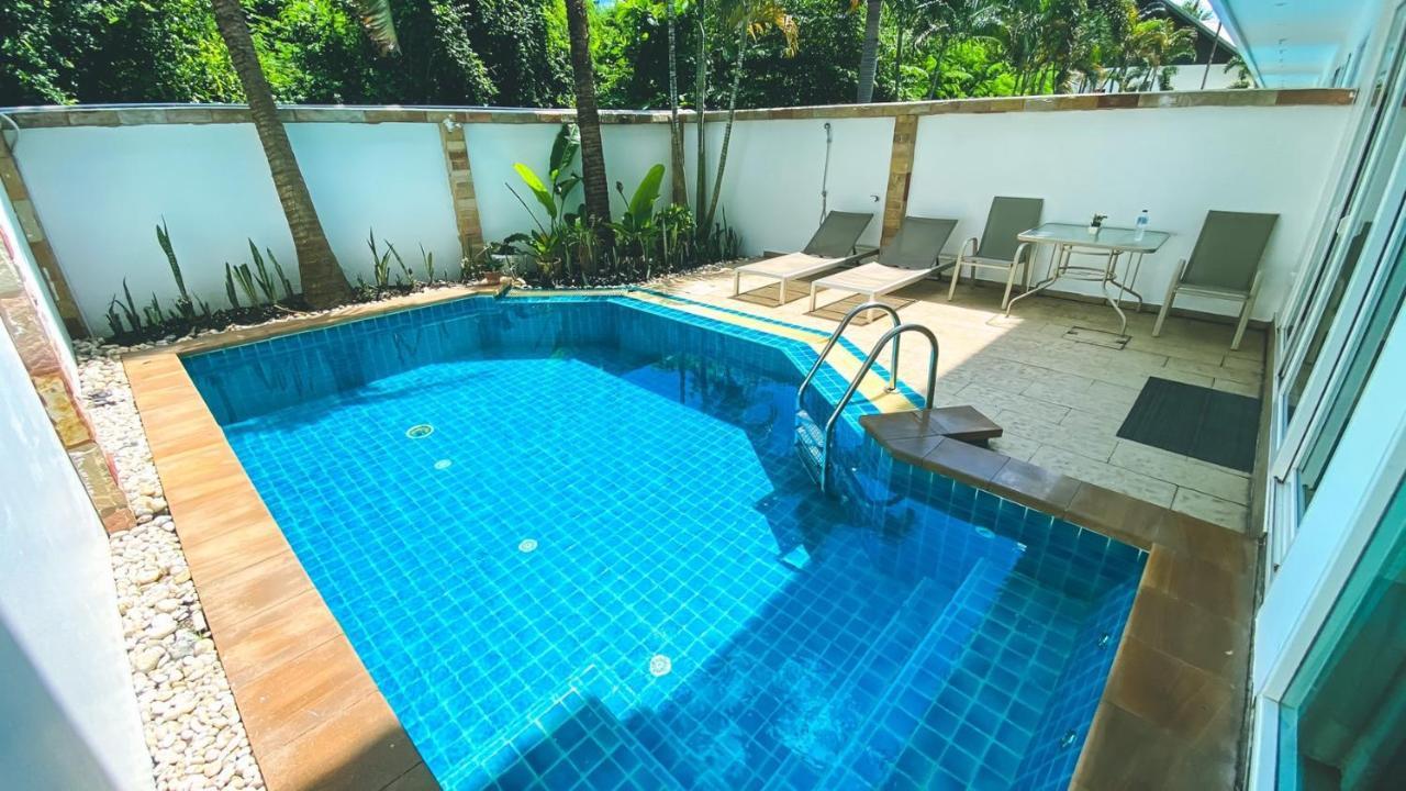 Hidden Palm Pool Villas Pattaya Buitenkant foto