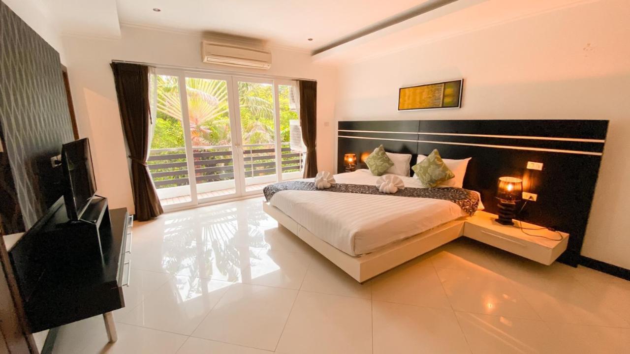 Hidden Palm Pool Villas Pattaya Buitenkant foto