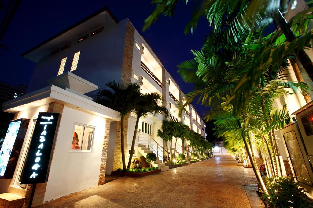 Hidden Palm Pool Villas Pattaya Buitenkant foto